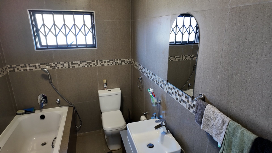 2 Bedroom Property for Sale in Estoire Free State